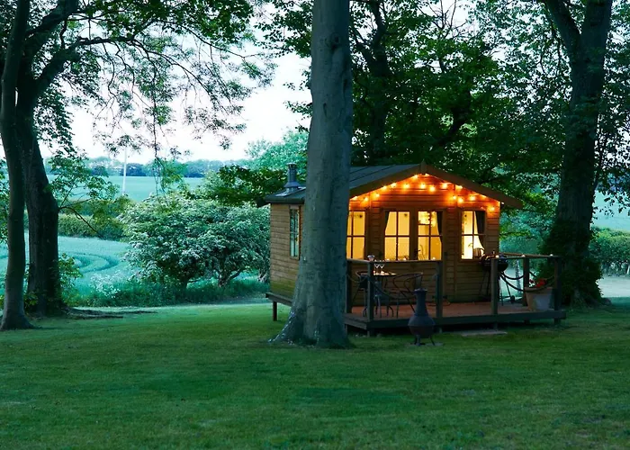 Dale Farm Holidays *