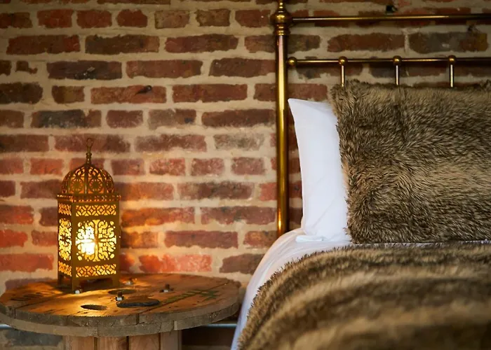 Farm stay Dale Farm Holidays *