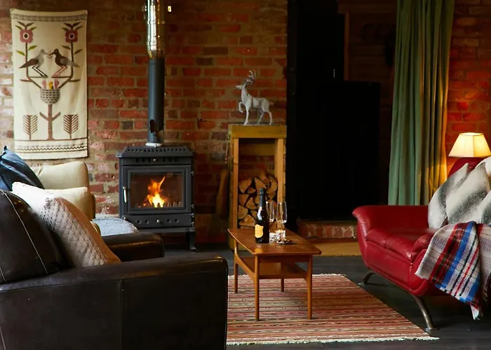 Dale Farm Holidays Farm stay *