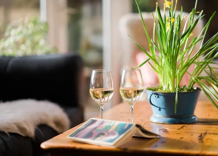 Dale Farm Holidays Farm stay *